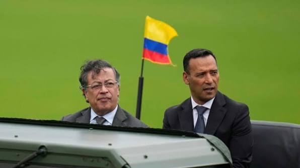 ¡Explosiva alerta del gobierno! Inteligencia teme estallido de protestas si de la Espriella gana la Presidencia ¿Será que saben que va a perder?