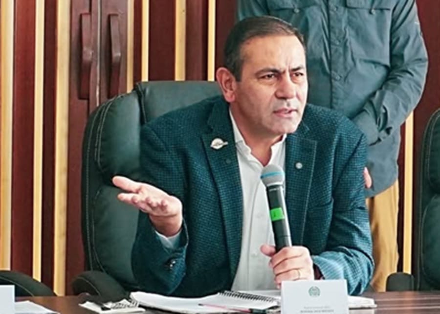 Gobernador de Santander pidió la renuncia a todo su gabinete y entes descentralizados
