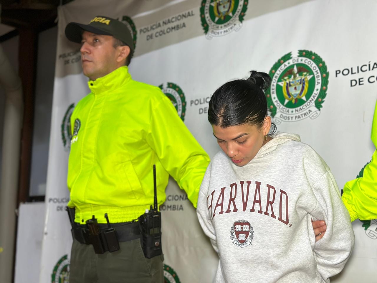 Mujer requerida con circular roja de INTERPOL fue capturada en Bucaramanga