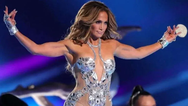 Jennifer Lopez reveló que la fama tras “Selena” le provocó ataques de pánico
