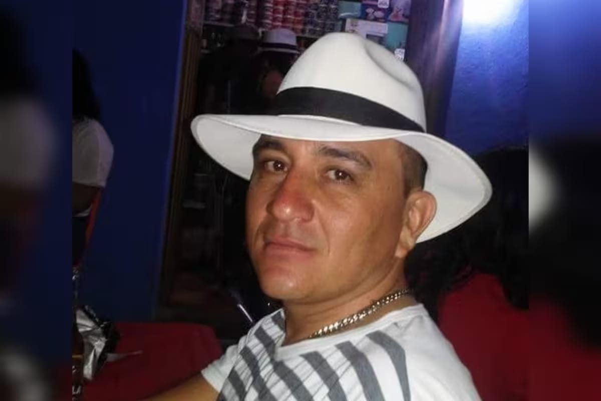 Obrero murió sepultado por un derrumbe mientras trabajaba en la reconstrucción de una escuela en Santander