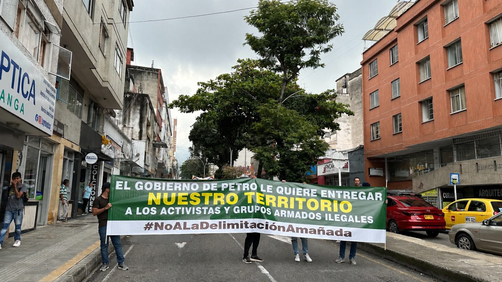 ¿Delimitación a las patadas? Esta es la estrategia de Petro para dejar amarrado el futuro de  Santurbán