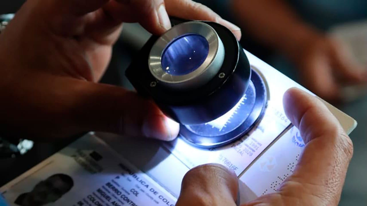 Desde 2022, Migración Colombia facilitó captura de 850 personas por fraude y suplantación de identidad
