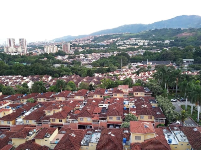 Hallan a una persona muerta dentro de una vivienda en Floridablanca: investigan posible homicidio