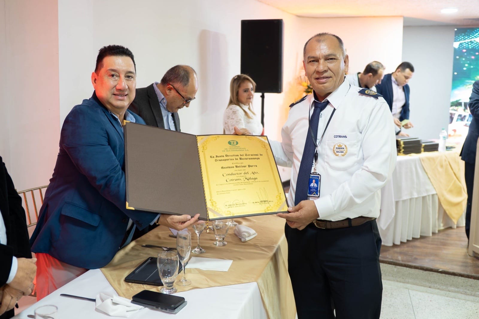 La Terminal de Bucaramanga dedicó un tributo de gala a sus conductores