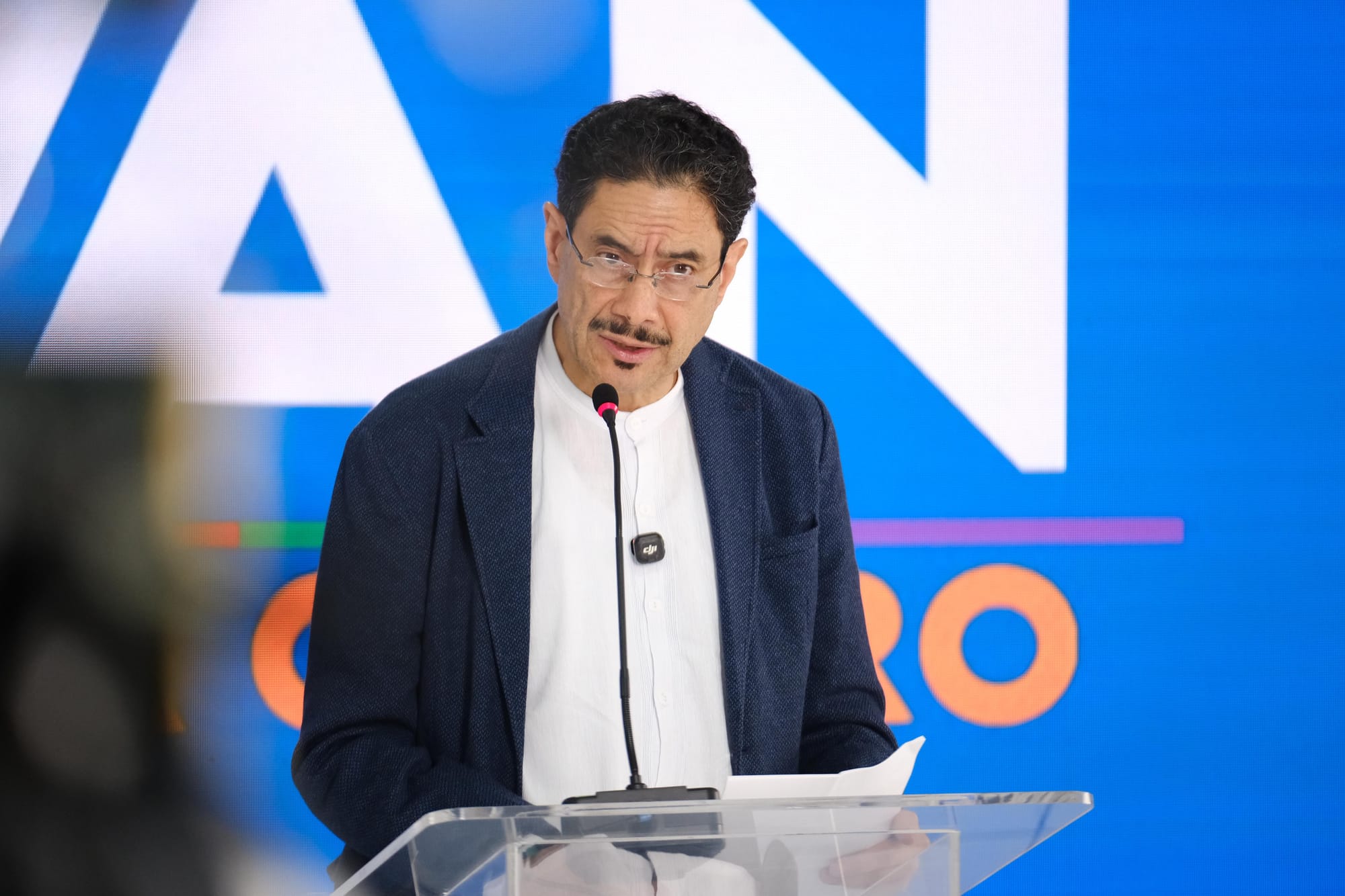 Iván Cepeda insinúa que Abelardo De La Espriella es agente encubierto de la CIA en Colombia