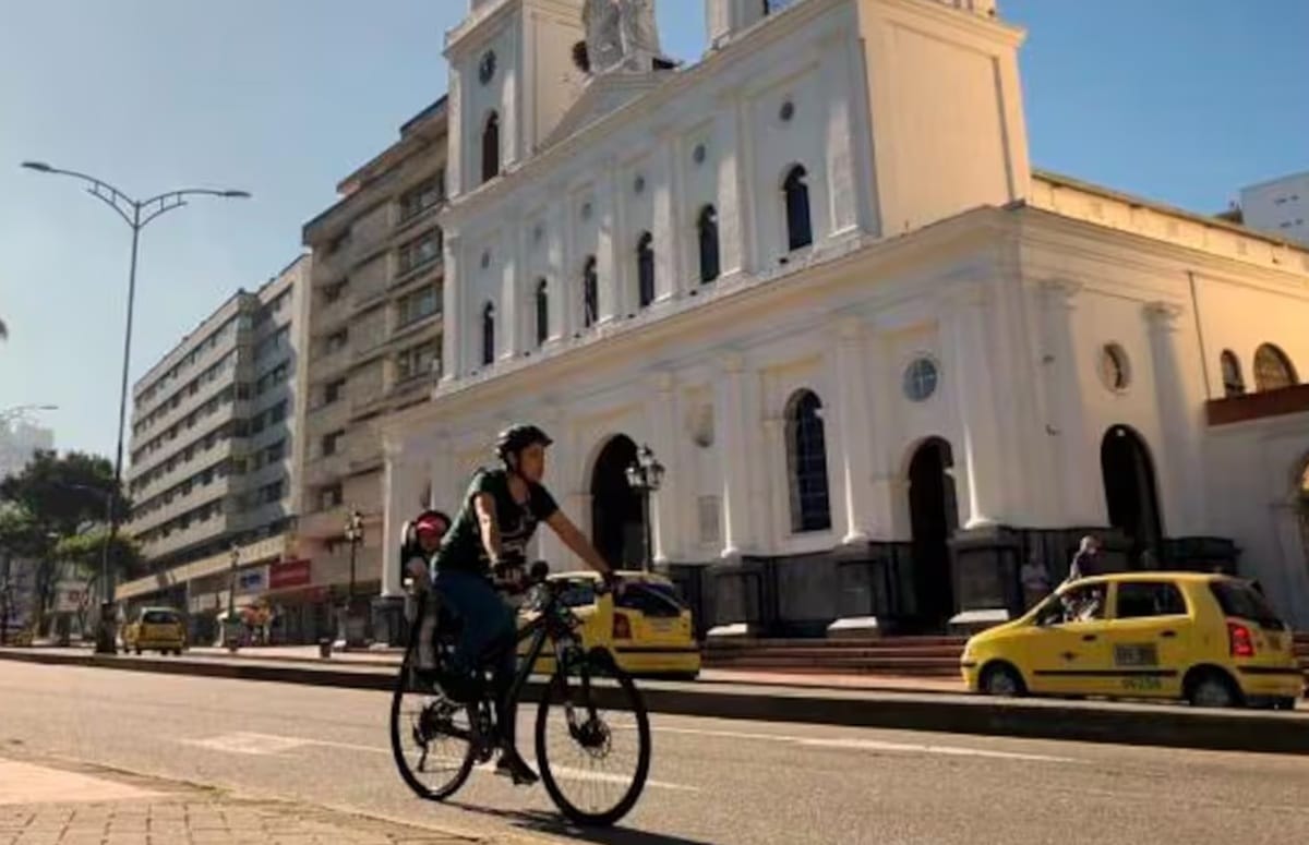 Día sin Carro obligatorio en el Área Metropolitana