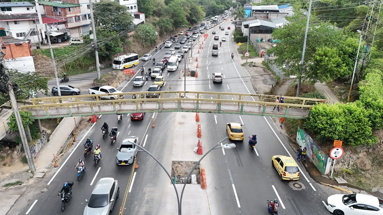 Proyectan cierres viales y desvíos por desmonte de puente peatonal