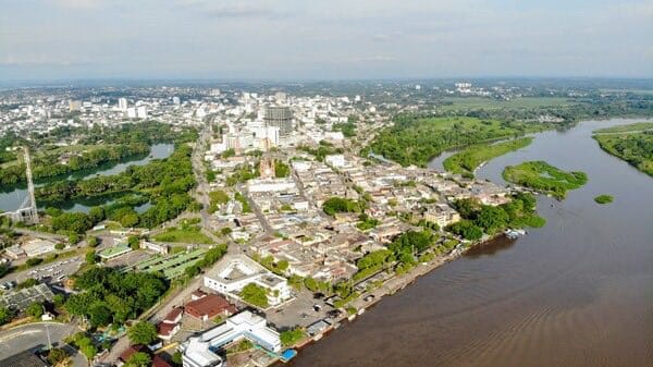 Barrancabermeja denunciará a la CAS por permiso de vertimientos en planta avícola