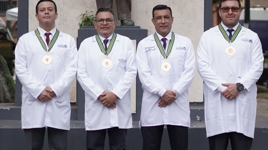 Condecoración Ciudadano Meritorio Gran Cruz