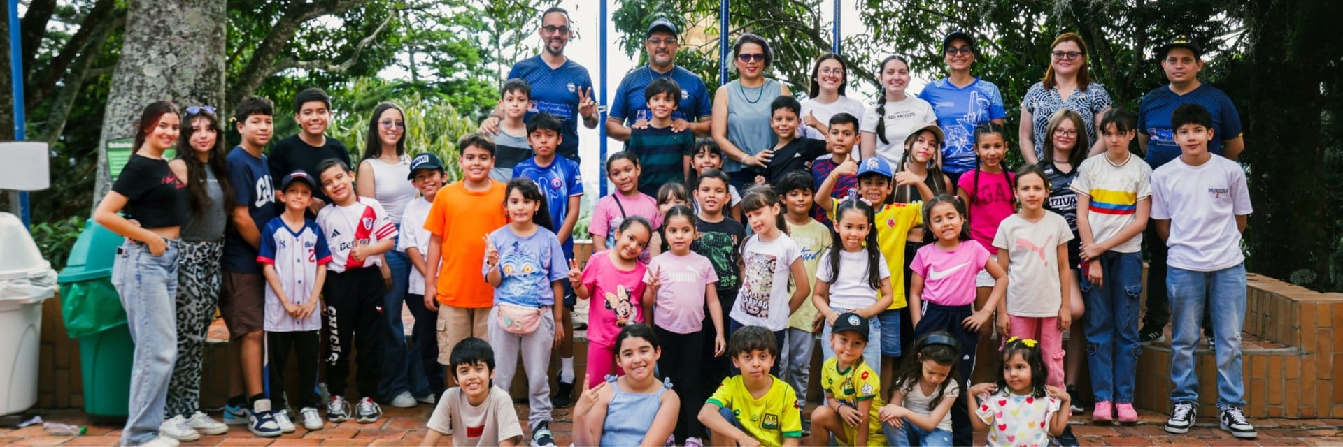 Vacaciones recreativas de la UDES fortalecieron el aprendizaje a través del arte, la ciencia y el deporte