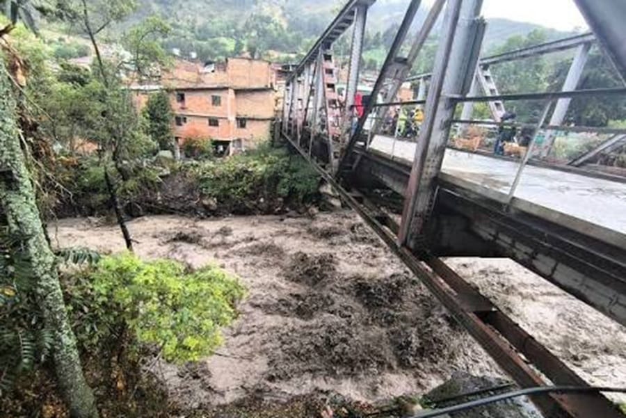 Panorama crítico en varios municipios de Santander por fuertes lluvias