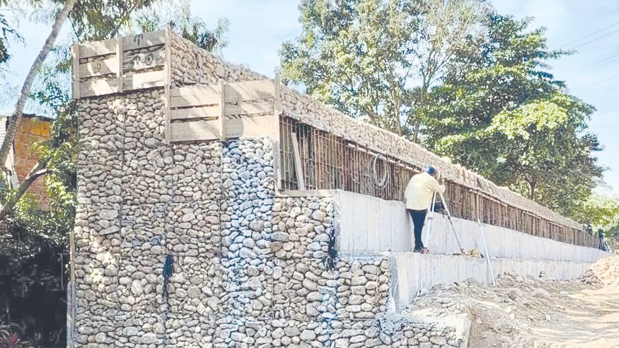 Seguridad con muralla de mitigación en Bucaramanga