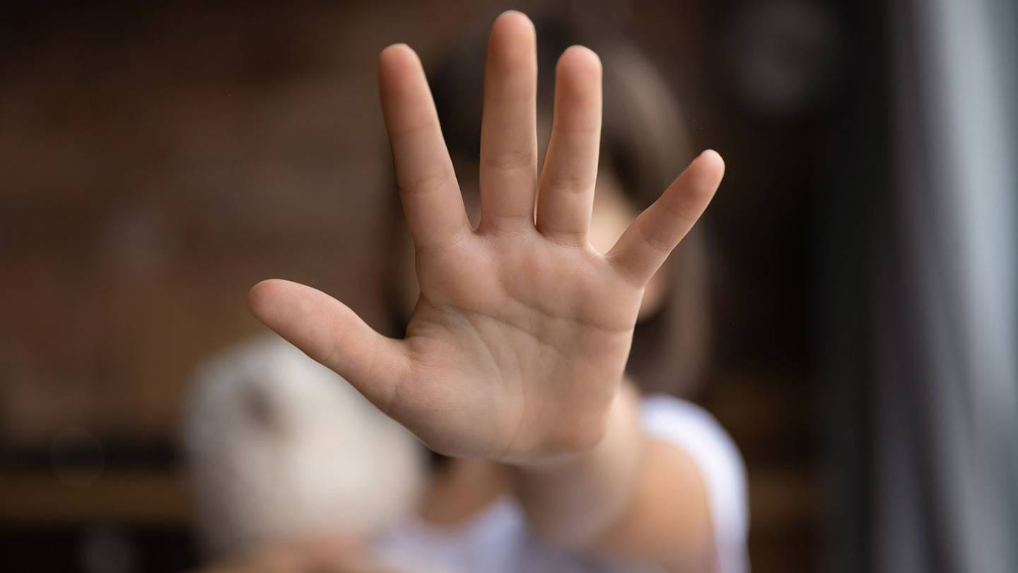 Ratifican condena contra hombre que abusó de su hijastra de 7 años en Santander