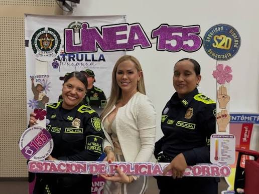 “Empodérate Mujer”: Policía fortalece la prevención de la violencia de género con jornada en Santander