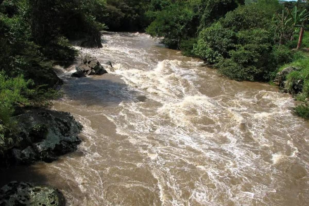 Puente festivo deja tragedia en los ríos de Santander: un pescador murió y dos personas siguen desaparecidas