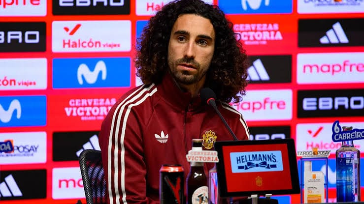 Cucurella quedó a un partido de cumplir la promesa que hizo si España era campeona del mundo