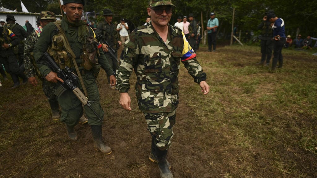 ‘Iván Mordisco’ es objetivo de alto valor en la Fuerza Pública
