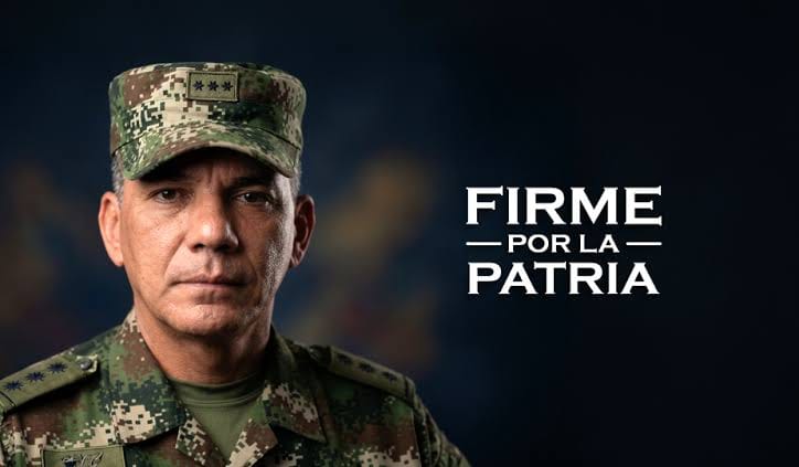 Militar de ALTO RANGO en el ministerio de Defensa