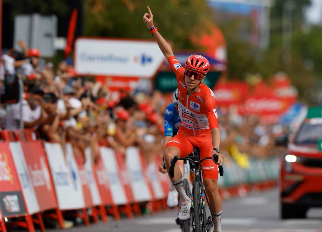 Nada detiene a Tadej Pogacar en la Vuelta a España