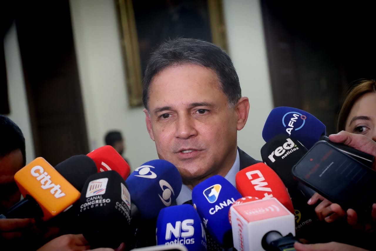 Presidente del Congreso invita a congresistas a donar un salario para damnificados del terremoto ¿Será que los demás le copian?