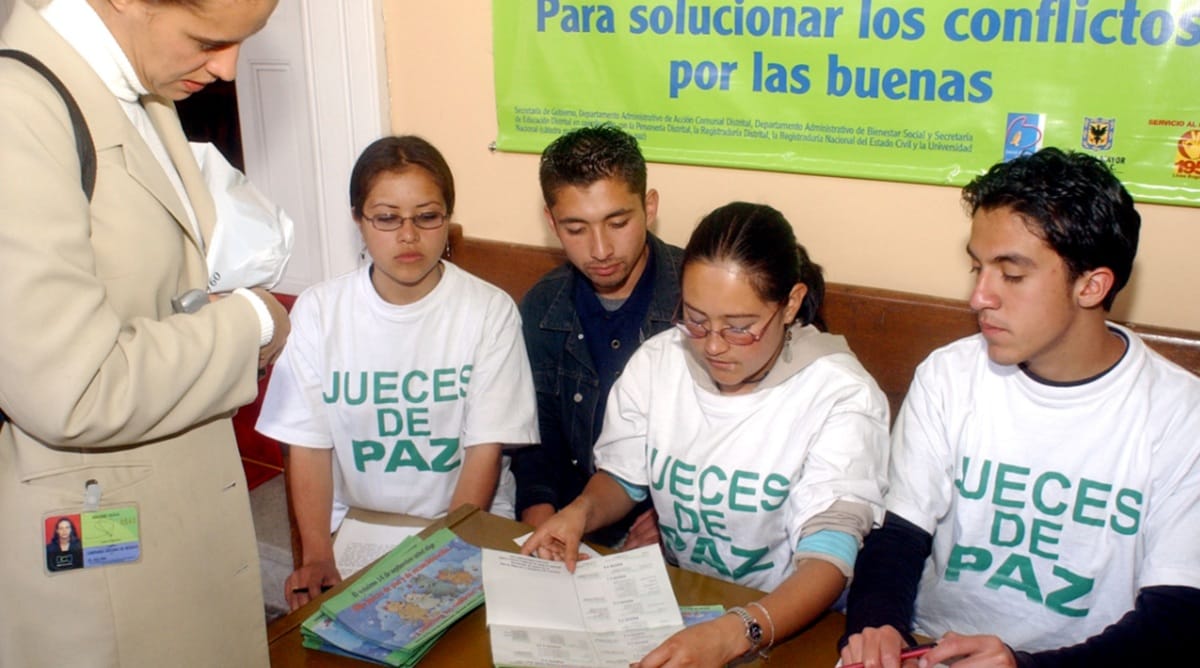 Acercamiento de la justicia con participación ciudadana