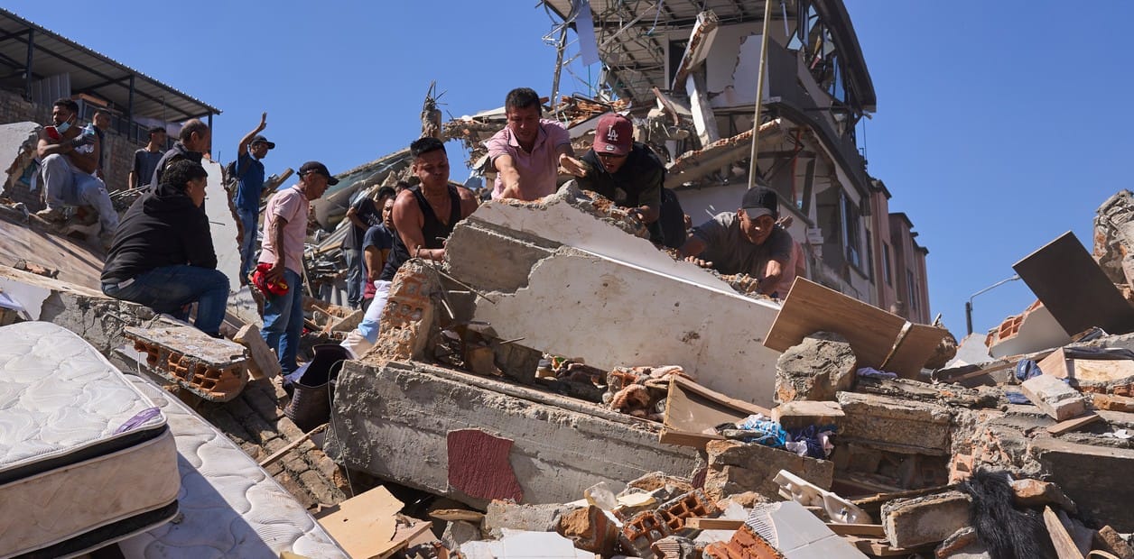 252 muertos por el terremoto  y 20.557 viviendas destruidas