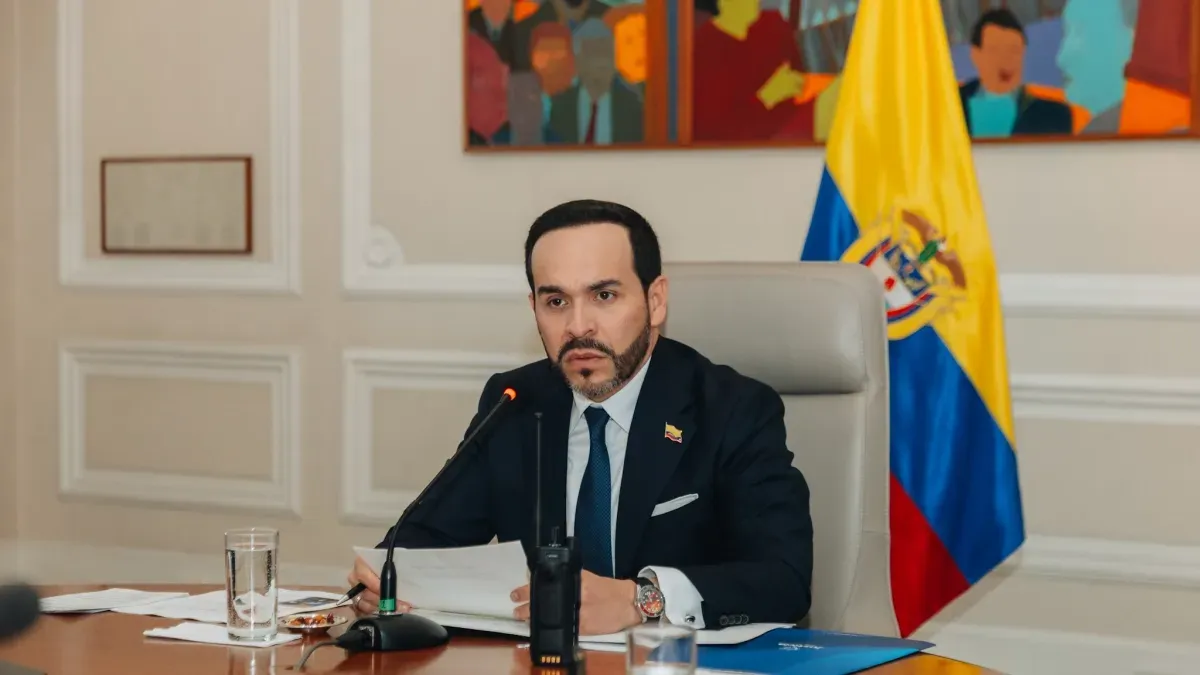 Abelardo de la Espriella vuelve a modificar su declaración de bienes y reporta ocho obligaciones