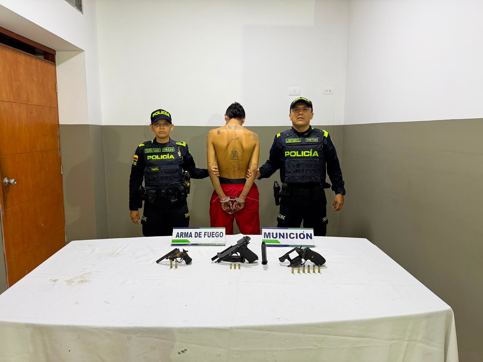 Hombre de 23 años fue capturado con tres armas en Bucaramanga