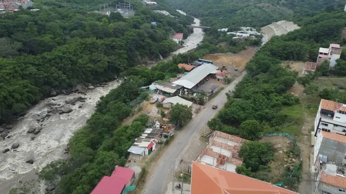 Cierran la carrera Primera de San Gil para avanzar en las obras