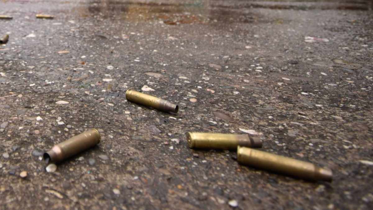 Tiros en la madrugada dejaron tres heridos en el barrio Ricaurte de Bucaramanga: capturaron a un hombre armado