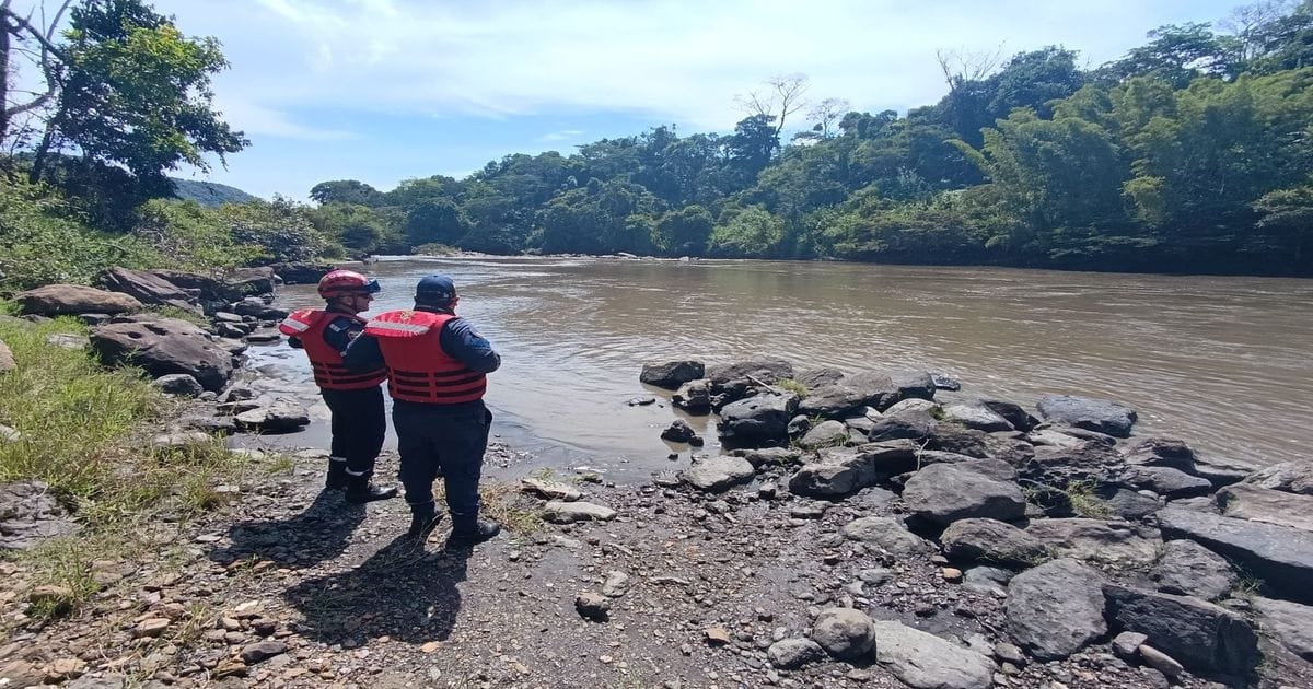 Buscan a exfuncionario de la DIAN que desapareció tras llegar al río Suárez