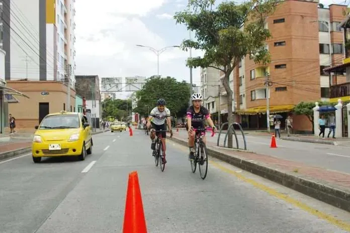 AMB desmiente al Director de Fenalco Santander sobre mesa del Día sin Carro