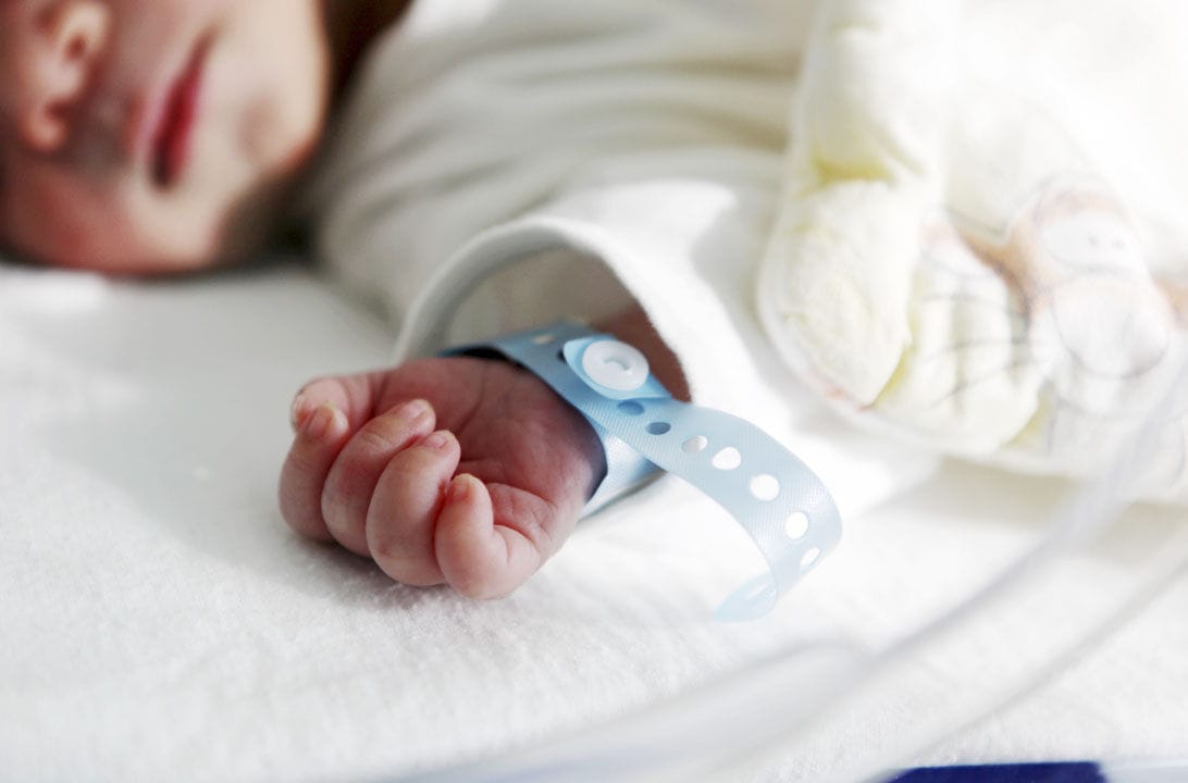 Indignante caso: Madre es acusada por la muerte de su hija de seis meses, agonizó 12 días