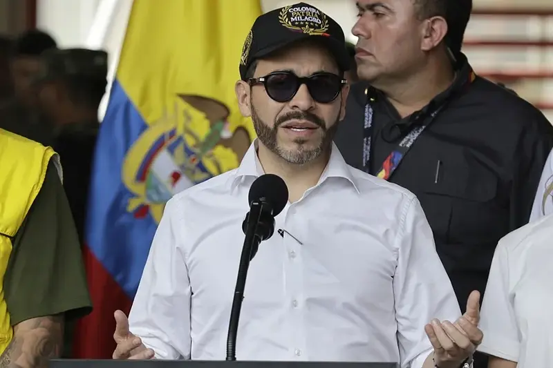 Abelardo de la Espriella donará mensualmente su sueldo a causas sociales ¿Será cierto?