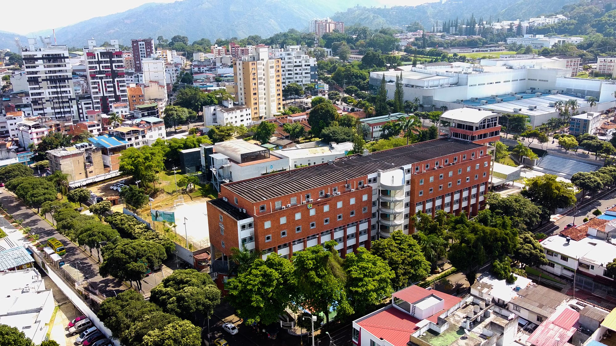 UCC se convierte en epicentro de la acuicultura colombiana