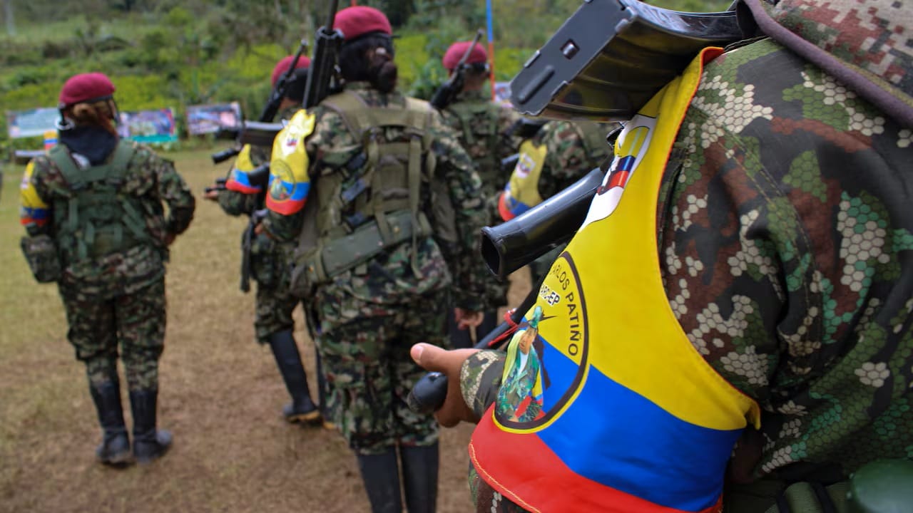 Otra mesa de diálogos que Abelardo levanta: ultimátum bélico a la Coordinadora Nacional Ejército Bolivariano