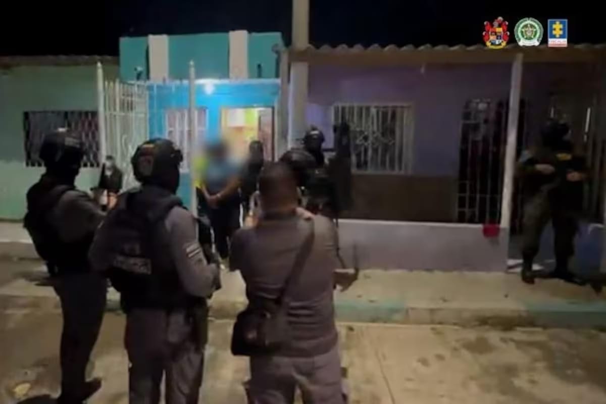 Cayeron 'Las Invisibles': se hacían pasar por visitantes y habrían llevado droga a cárceles en Girón, Barranquilla y Valledupar
