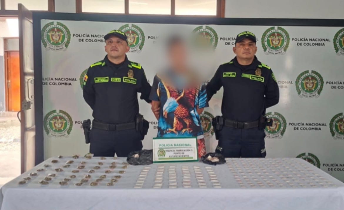 Tenía 600 dosis de droga y terminó capturado durante un operativo en Girón