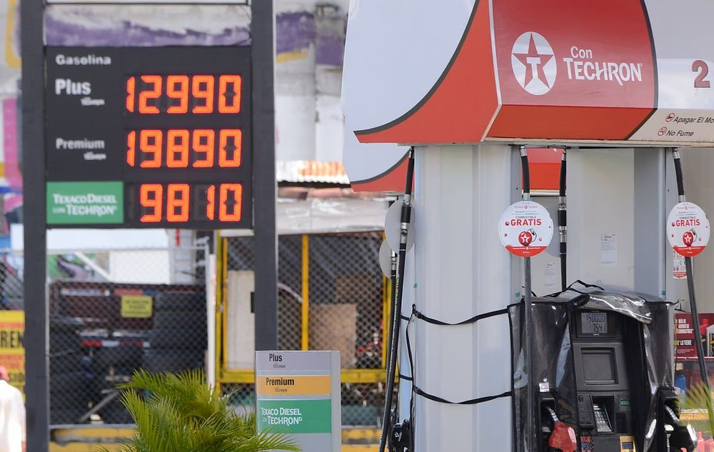 Aumento en precio de gasolina sería inminente, esperan ajustes para taxistas imagen de la publicación