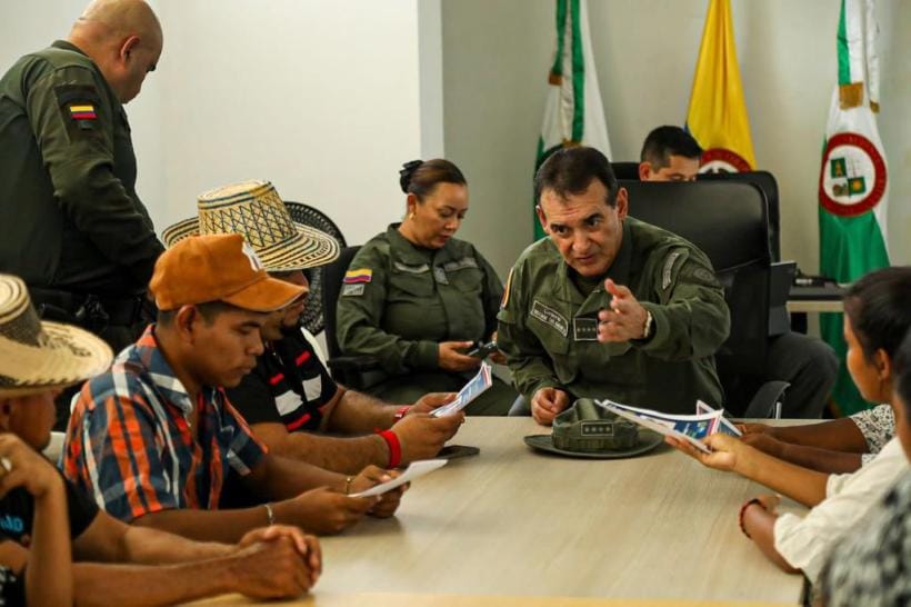 Buscan a padre de Luis Díaz por cielo y tierra imagen de la publicación
