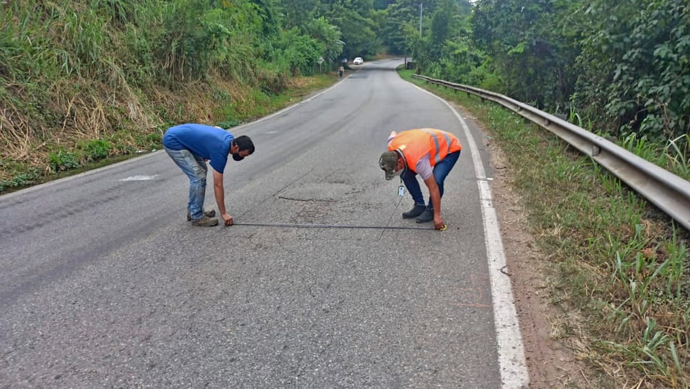 Construirán al menos 4 kilómetros de doble calzada entre Bucaramanga y Rionegro imagen de la publicación