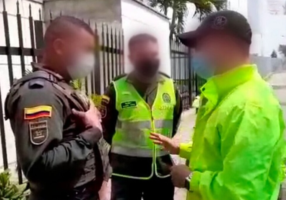 10 policías que realizaron falso allanamiento para pedir dinero fueron enviados a prisión imagen de la publicación