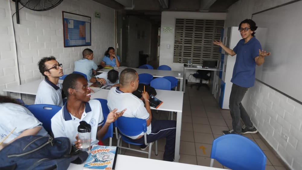 Ciudad colombiana abrió la primera universidad en Latinoamérica para personas con discapacidad imagen de la publicación