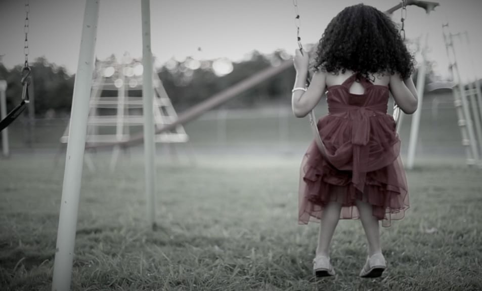 Padres admitieron grabar actos sexuales con su hija de 8 años imagen de la publicación