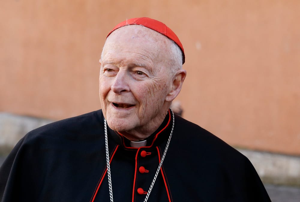 Juez suspende caso de abuso sexual contra excardenal McCarrick por demencia imagen de la publicación
