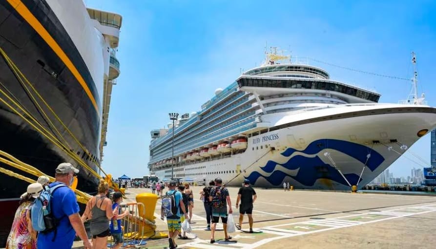 ¡Histórico! Cartagena recibió seis cruceros en un día, estableciendo nuevo récord turístico imagen de la publicación