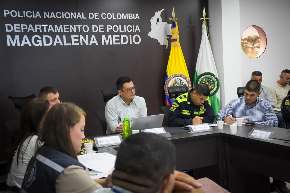 Comité de Orden Público en Barrancabermeja anuncia medidas tras amenazas, ofrecen recompensa de hasta $10 millones imagen de la publicación