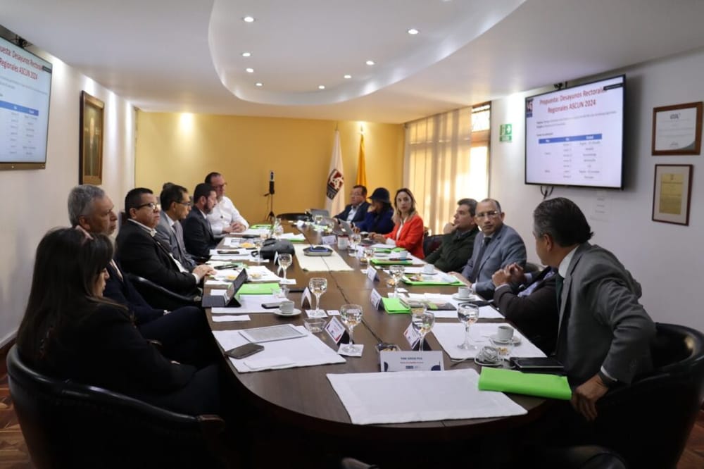 Consejo Directivo de Ascún: Rector UIS y Ministro de Corea del Sur forjan alianza académica imagen de la publicación