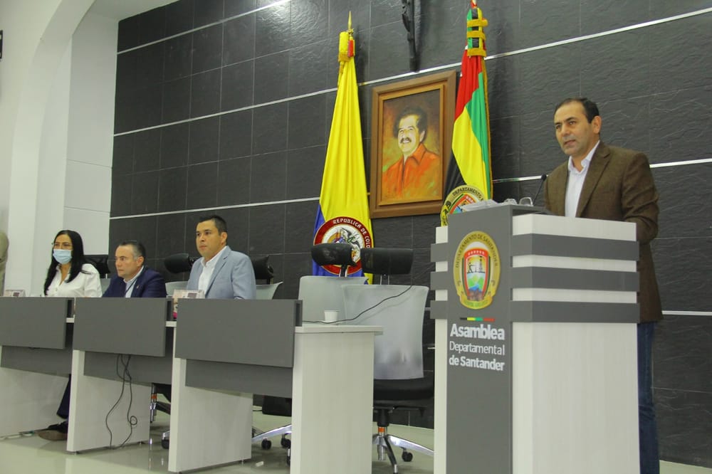 General (r) Juvenal Díaz Mateus resalta logros y desafíos en la Asamblea Departamental imagen de la publicación